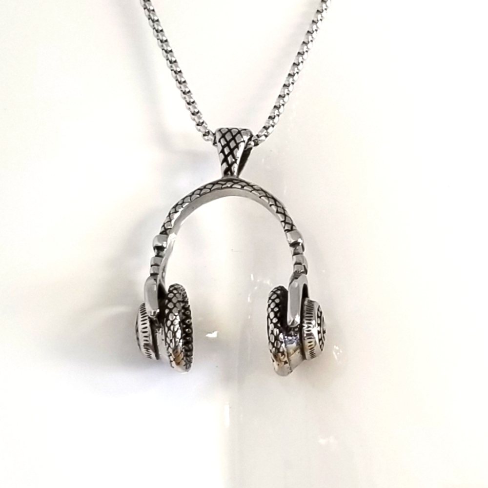 Mans Headphone Necklace